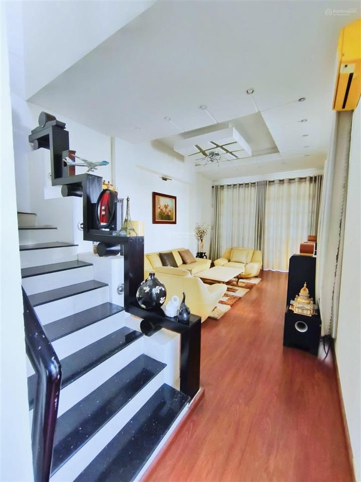 Bán biệt thự sân vườn 230m2, trung tâm phường thống nhất, giá bán 12,5 tỷ