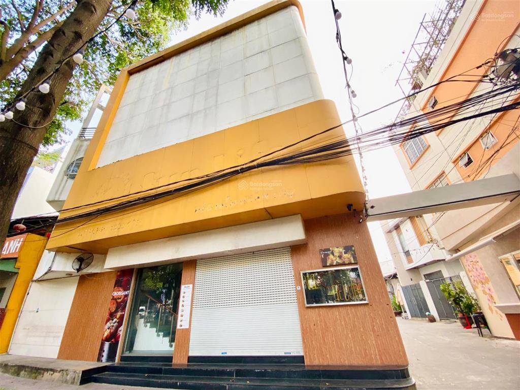 Cho thuê tòa nhà góc 2 mặt tiền đường nguyễn ái quốc 1 trệt 3 lầu 700m2 sàn
