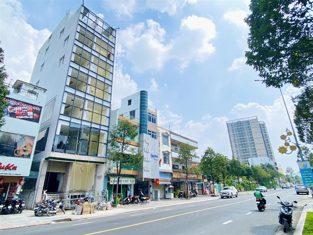 Cho thuê 18 mét tổng 482m2 mặt tiền đường hà huy giáp trung tâm biên hòa