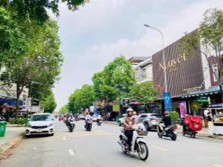 Bán căn nhà 1 trệt 2 lầu mặt tiền đường n1 kdc d2d võ thị sáu giá tốt nhất thị trường 13,5 tỷ