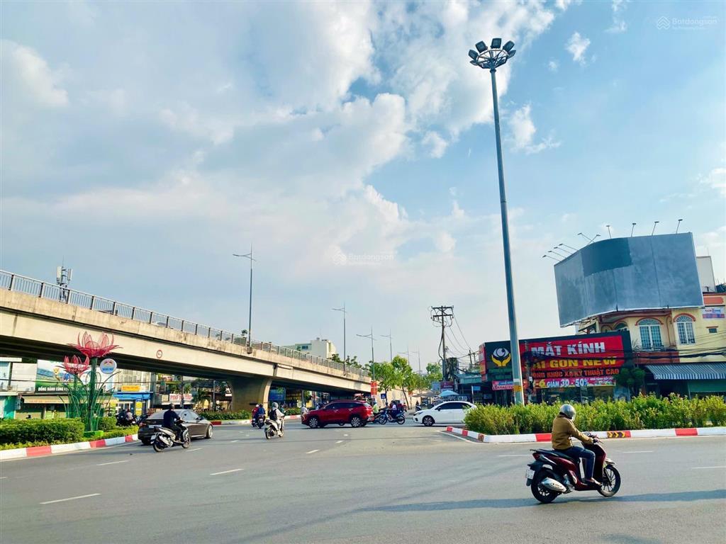 Bán 5600m2 đất mặt tiền bùi hữu nghĩa gần ngay vòng xoay cầu hóa an, giá bán 79 tỷ