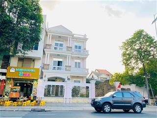 Bán căn biệt thự sân vườn 21 mét mặt tiền đường hà huy giáp trung tâm biên hòa