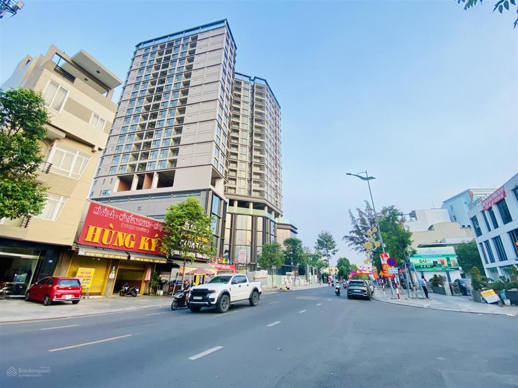 Bán căn biệt thự sân vườn 21 mét mặt tiền đường hà huy giáp trung tâm biên hòa giá bán 49 tỷ