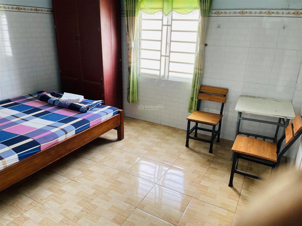 Bán nhà nghỉ 4 tầng 13 phòng trung tâm phường an bình giá bán 3 tỷ 950 triệu