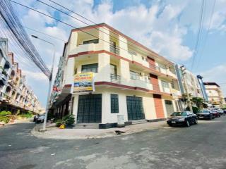 Cho thuê nhà mới 1 trệt 2 lầu góc 2 mặt tiền khu dân cư bửu long  biên hòa giá thuê 13 triệu/tháng