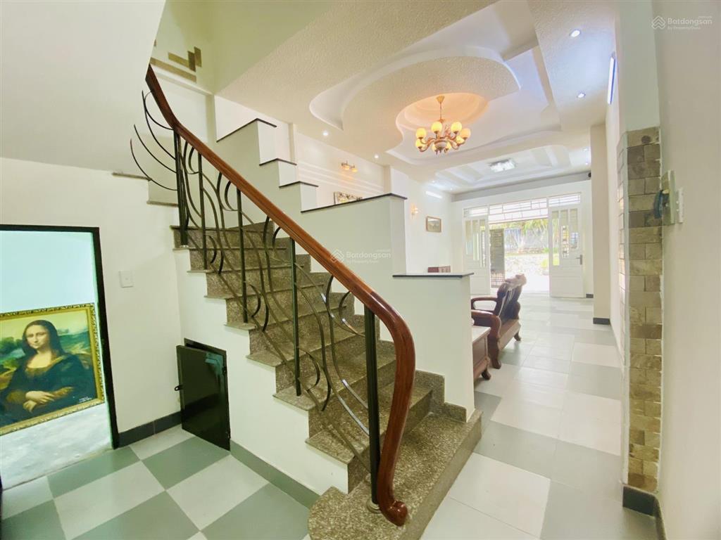 Bán căn nhà 1 trệt 2 lầu kdc bửu long gần sát ngay song ngữ lạc hồng giá bán 4,7 tỷ