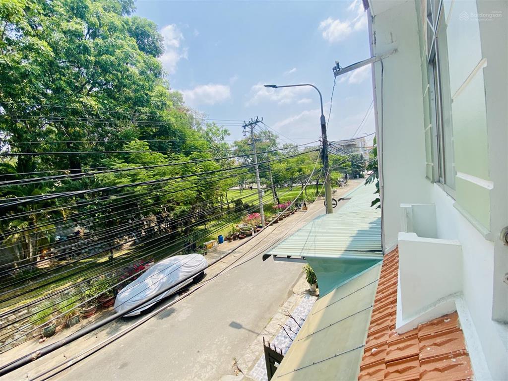 Bán căn nhà 1 trệt 2 lầu kdc bửu long gần sát ngay song ngữ lạc hồng giá bán 4,7 tỷ
