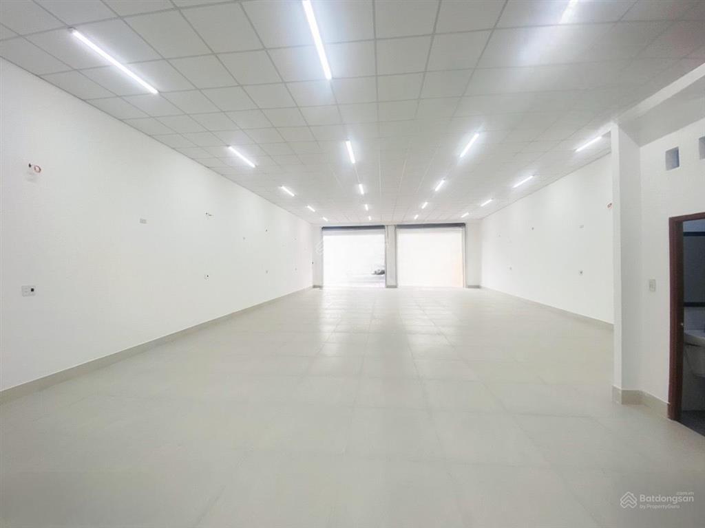 Cho thuê mặt bằng đẹp setup sẵn ngang 8,5 mét đường phạm văn thuận  tam hiệp giá thuê 70tr/tháng