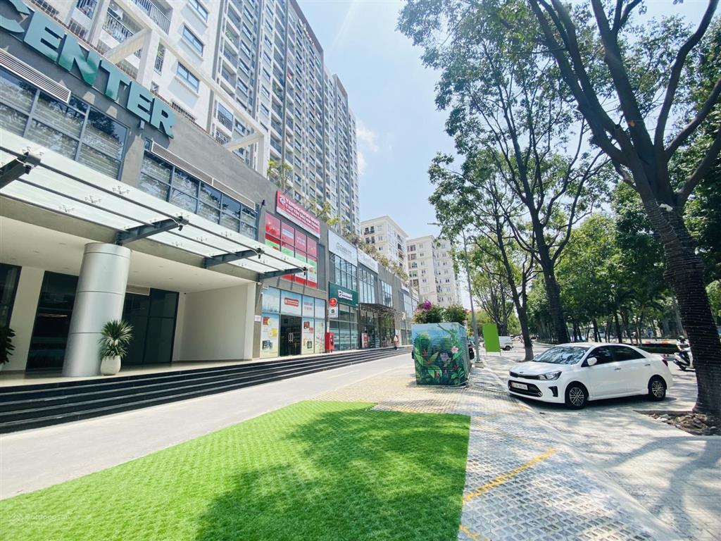 Cho thuê 800m2 sàn tòa nhà thương mại ezy center ngay góc ngã tư trung tâm biên hòa
