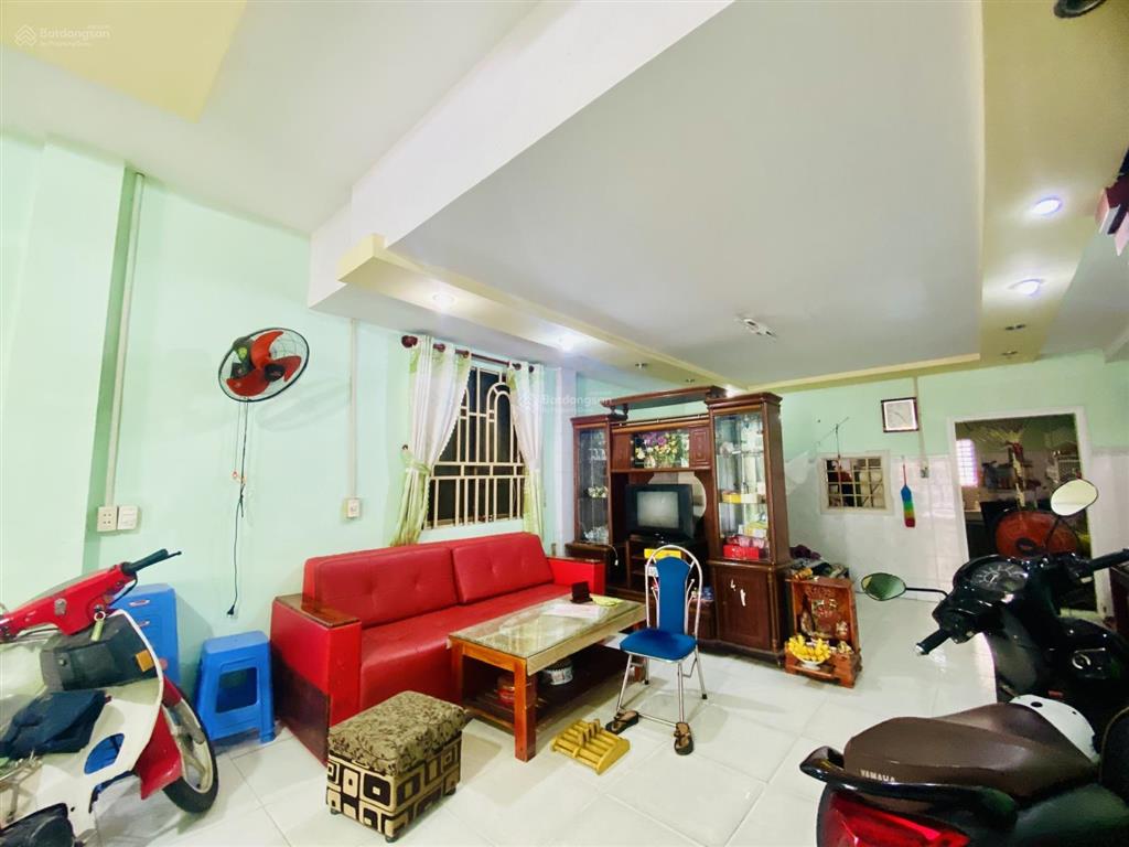 Bán căn nhà ngang 9 mét ngay sát đường võ thị sáu  tp. biên hòa giá bán 8,4 tỷ