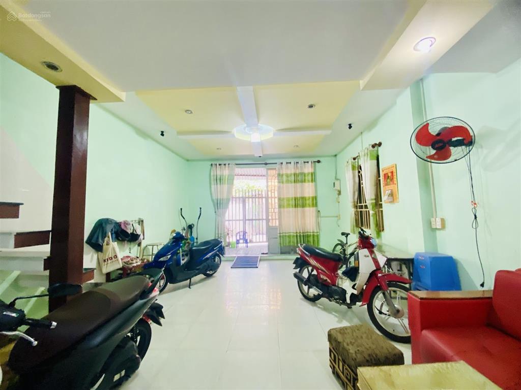 Bán căn nhà ngang 9 mét ngay sát đường võ thị sáu  tp. biên hòa giá bán 8,4 tỷ