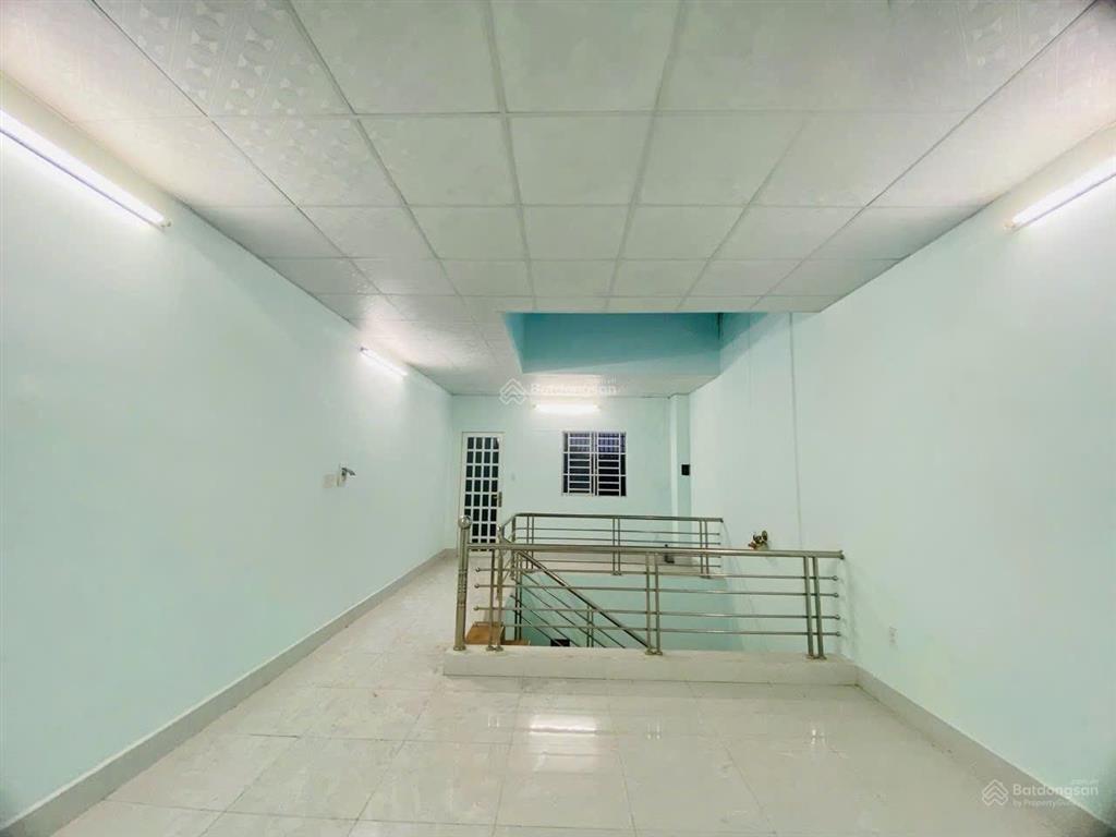 Bán căn nhà 1 trệt 3 lầu mặt tiền đường n4 kdc bửu long ngay chung cư a6  a7 chỉ hơn 6 tỷ