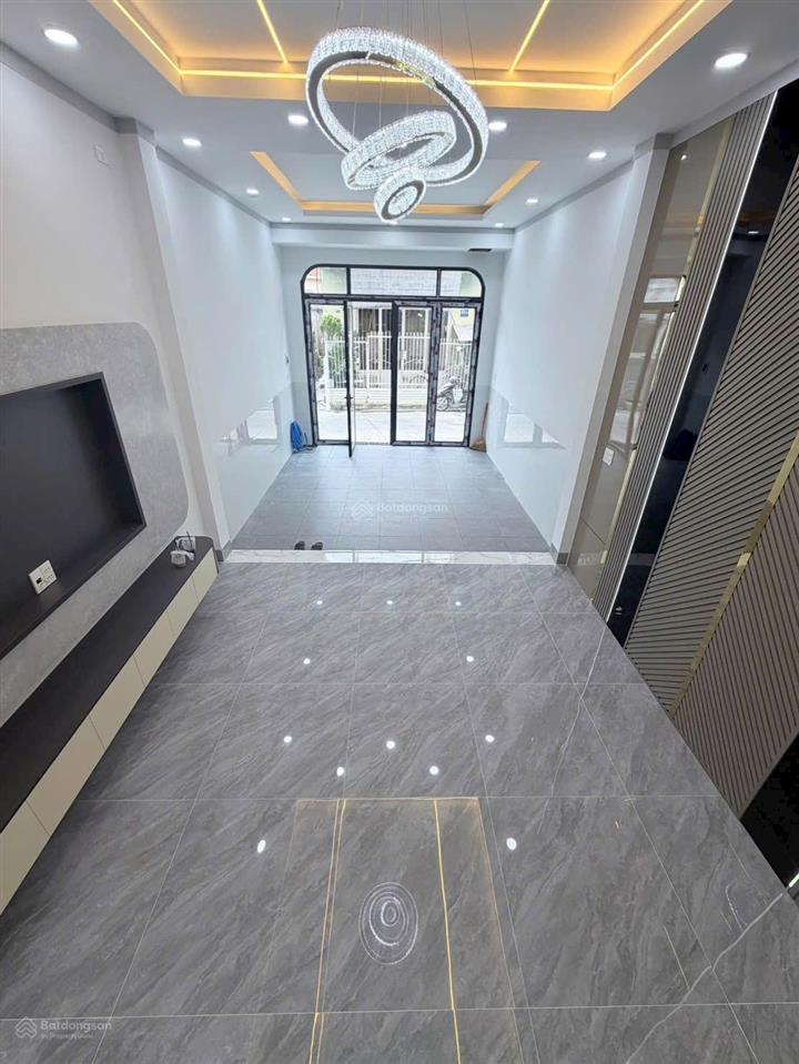 Bán nhà góc 2 mặt tiền gần chợ phúc hải  tân phong giá chỉ 4 tỷ 050tr