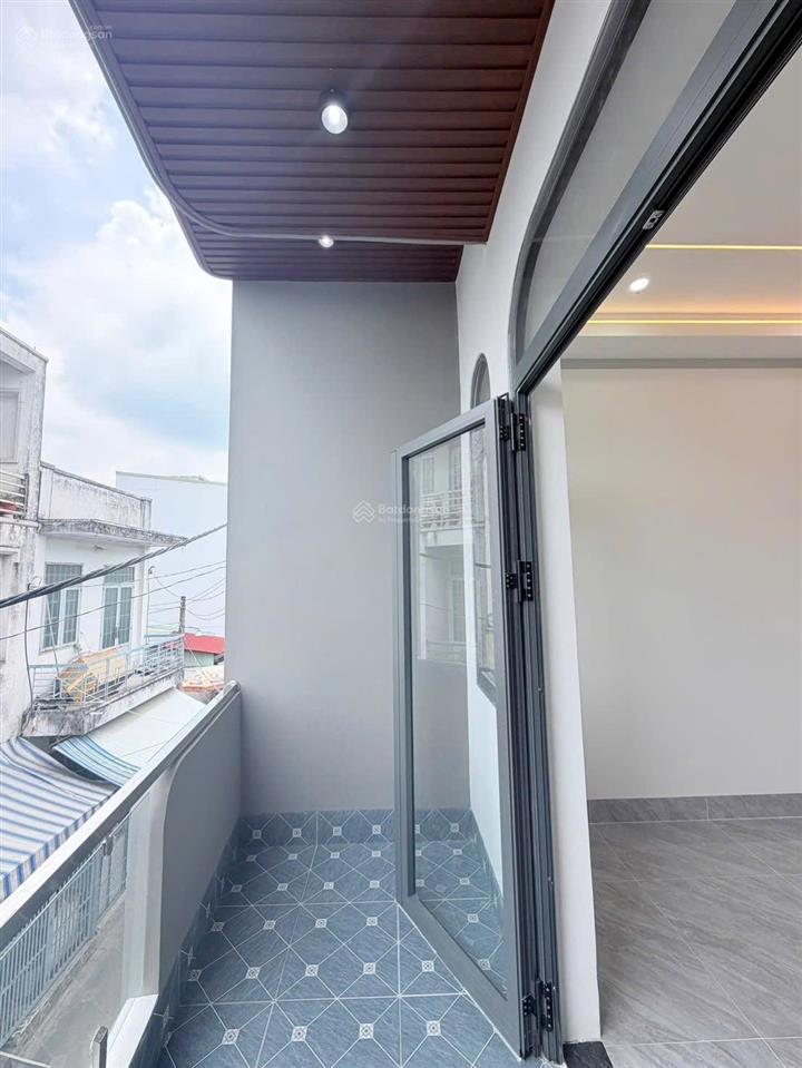 Bán nhà góc 2 mặt tiền gần chợ phúc hải  tân phong giá chỉ 4 tỷ 050tr