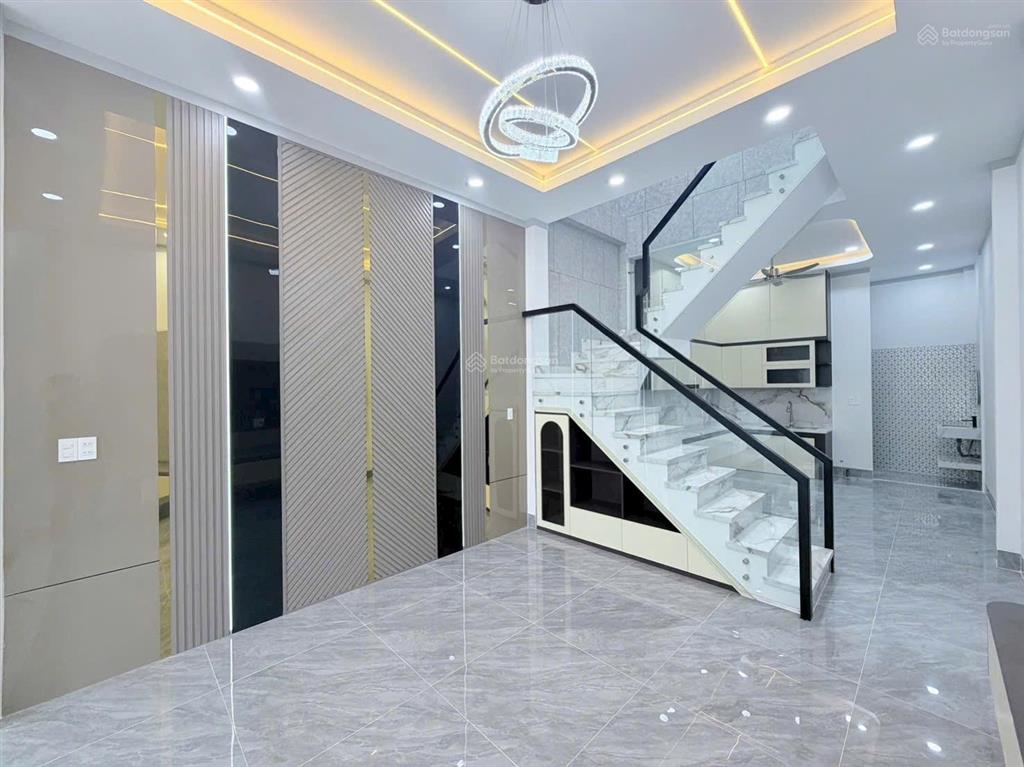Bán nhà góc 2 mặt tiền gần chợ phúc hải  tân phong giá chỉ 4 tỷ 050tr