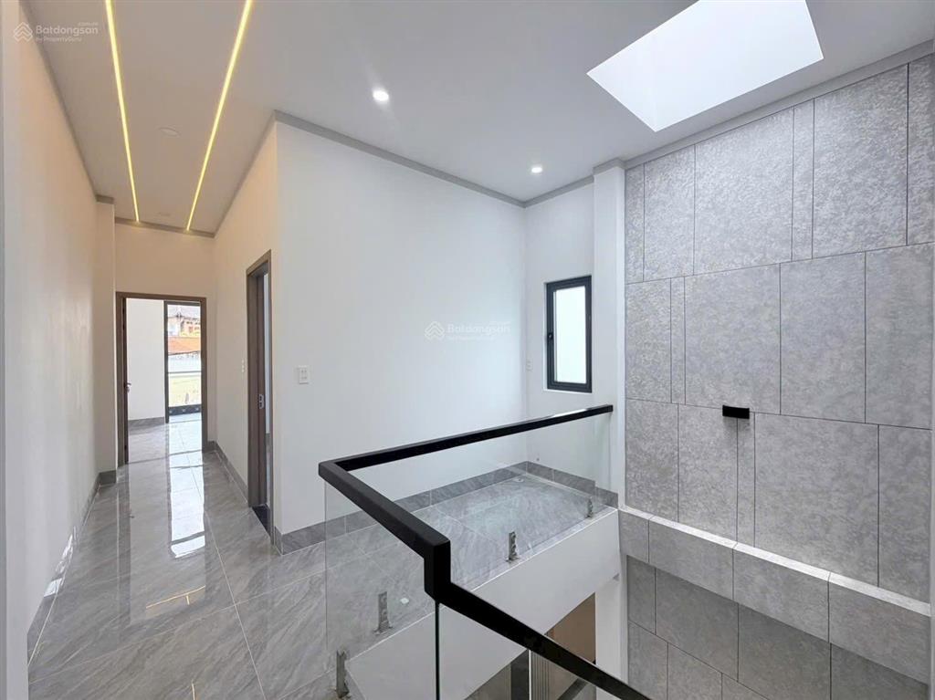 Bán nhà góc 2 mặt tiền gần chợ phúc hải  tân phong giá chỉ 4 tỷ 050tr