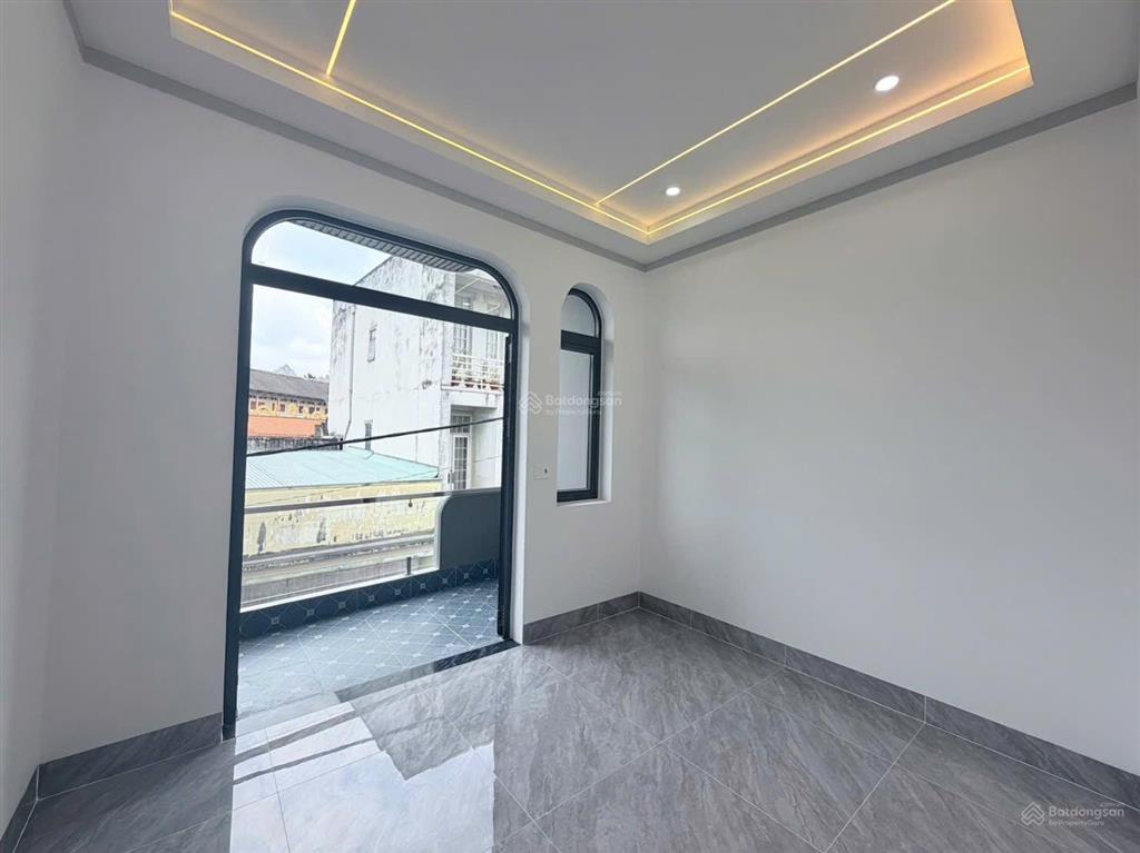 Bán nhà góc 2 mặt tiền gần chợ phúc hải  tân phong giá chỉ 4 tỷ 050tr