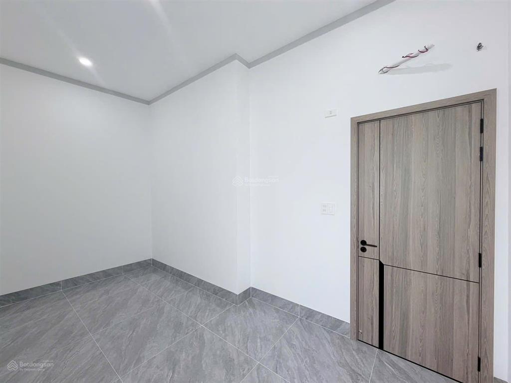 Bán nhà góc 2 mặt tiền gần chợ phúc hải  tân phong giá chỉ 4 tỷ 050tr