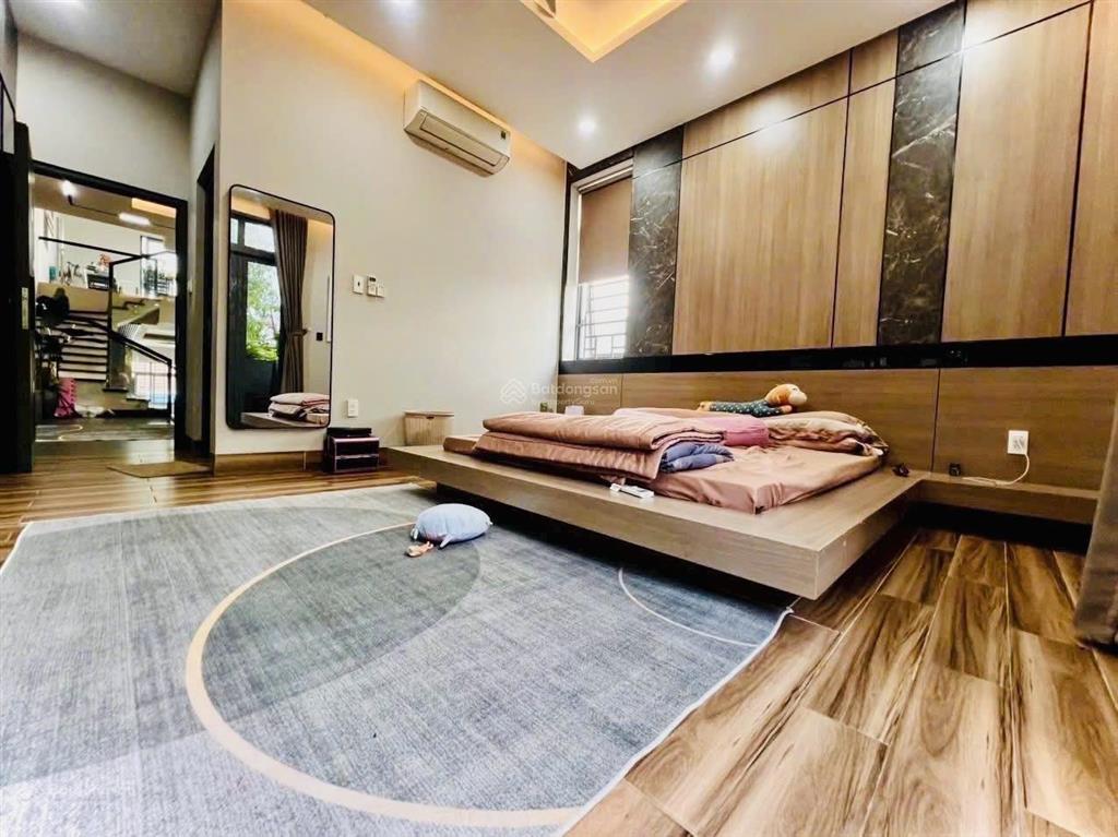 Bán nhà mặt tiền đường nguyễn ái quốc 1t3l đẹp lung linh kinh doanh sầm uất