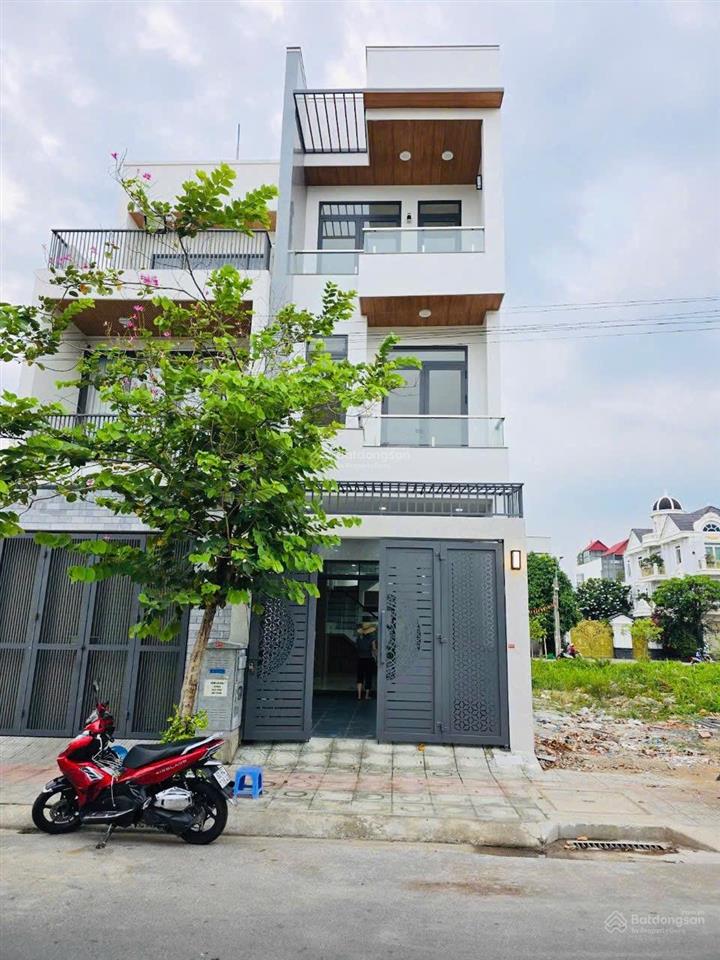 Bán căn nhà 1 trệt 2 lầu đường e2 khu dân cư bửu long giá 5,6 tỷ (thương lượng)