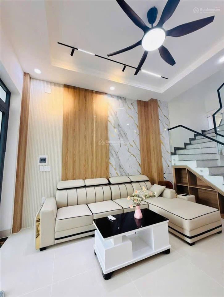 Bán căn nhà 1 trệt 2 lầu đường e2 khu dân cư bửu long giá 5,6 tỷ (thương lượng)