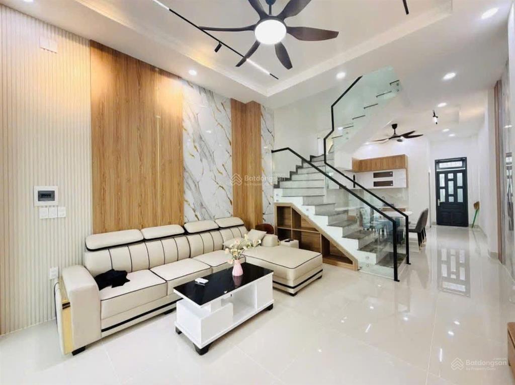 Bán căn nhà 1 trệt 2 lầu đường e2 khu dân cư bửu long giá 5,6 tỷ (thương lượng)