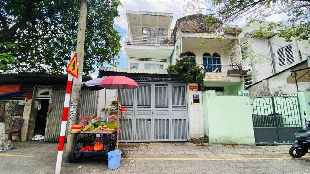 Cho thê căn nhà 2 lầu mặt tiền đường cách mạng tháng 8 ngay nhà thờ biên hòa  trường nguyễn du