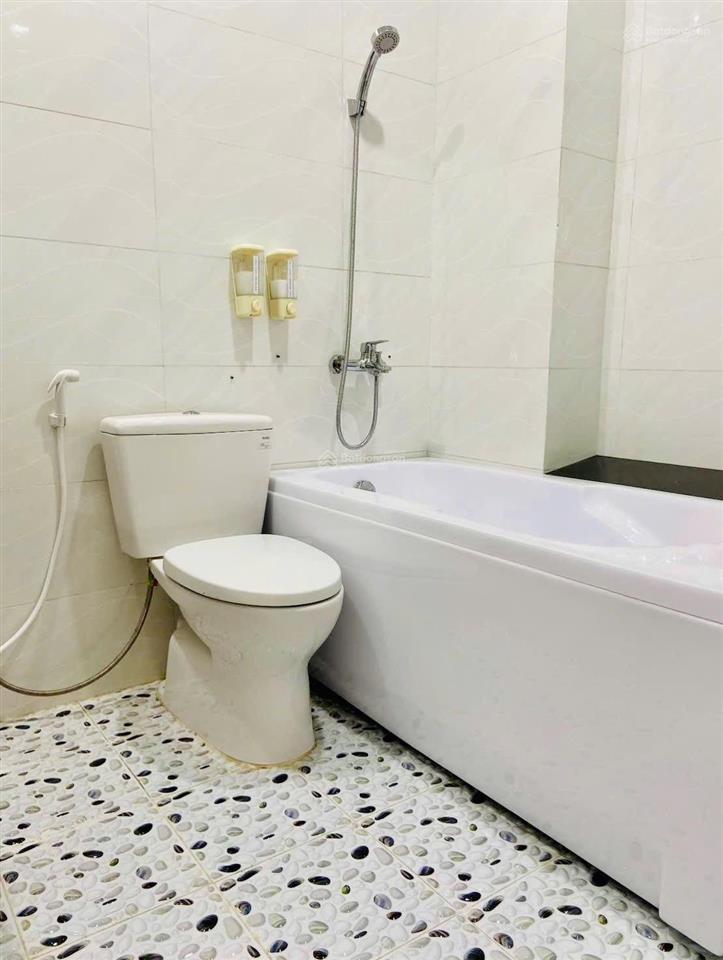 Bán khách sạn 23 phòng kinh doanh ổn định trung tâm biên hòa giá bán 25 tỷ