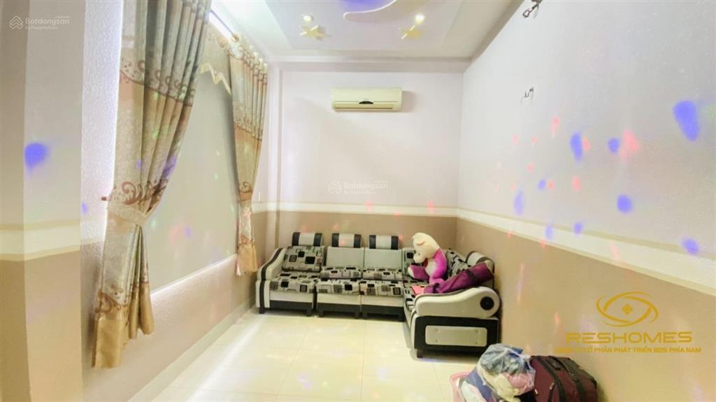 Bán căn nhà phố sân vườn 270m2 gần ngay đường phan trung biên hòa chỉ 10 tỷ
