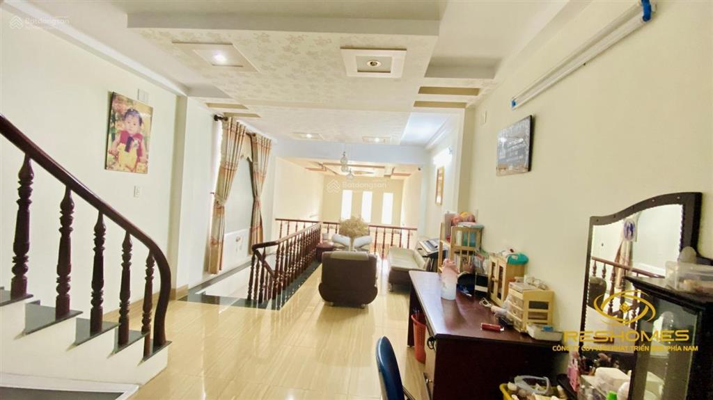 Bán căn nhà phố sân vườn 270m2 gần ngay đường phan trung biên hòa chỉ 10 tỷ