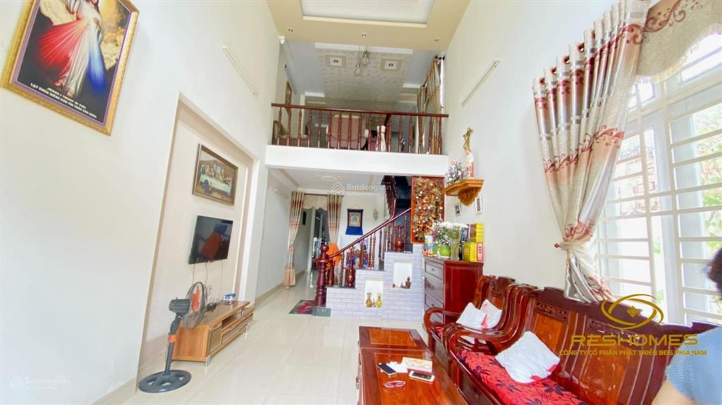 Bán căn nhà phố sân vườn 270m2 gần ngay đường phan trung biên hòa chỉ 10 tỷ