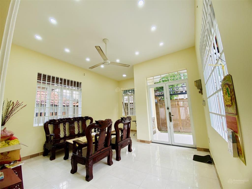 8 tỷ 990 triệu  bán căn nhà cấp 4 sân vườn 220m2 p. hiệp hòa ngay sát đường đặng văn trơn