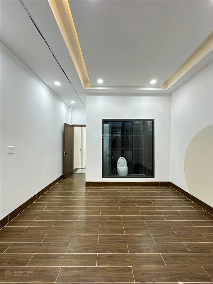 Bán căn nhà phố thiết kế hiện đại ngay chợ phúc lâm  p. long bình giá 4,55 tỷ