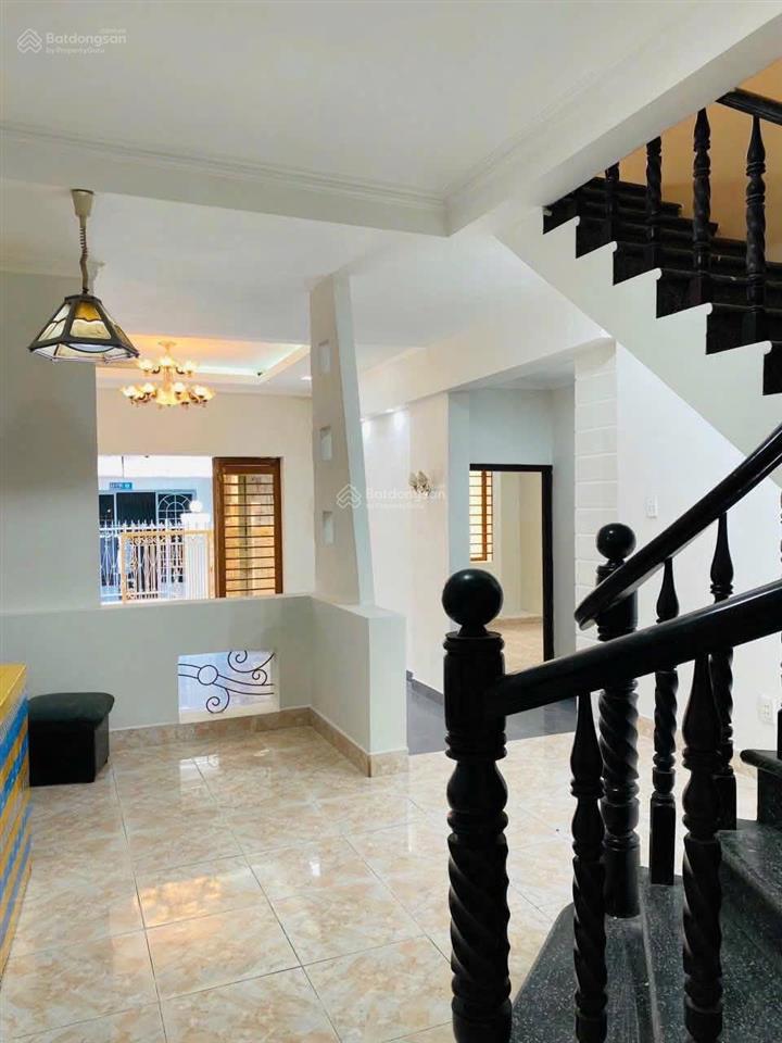 Bán căn biệt thự mini ngang 8 mét ngay sát chợ tân mai chỉ 6,2 tỷ