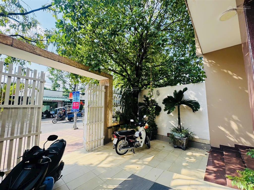 Hàng ngộp! gia chủ giải quyết nợ bank bán gấp căn biệt thự đường nguyễn thành phương chỉ 8 tỷ 500