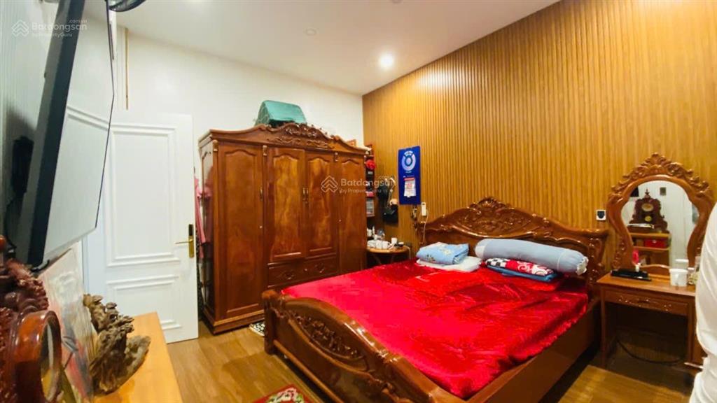 Bán căn biệt thự 1 trệt 2 lầu 10m x 20m hoàn thiện full nội thất  kdc bửu long 3