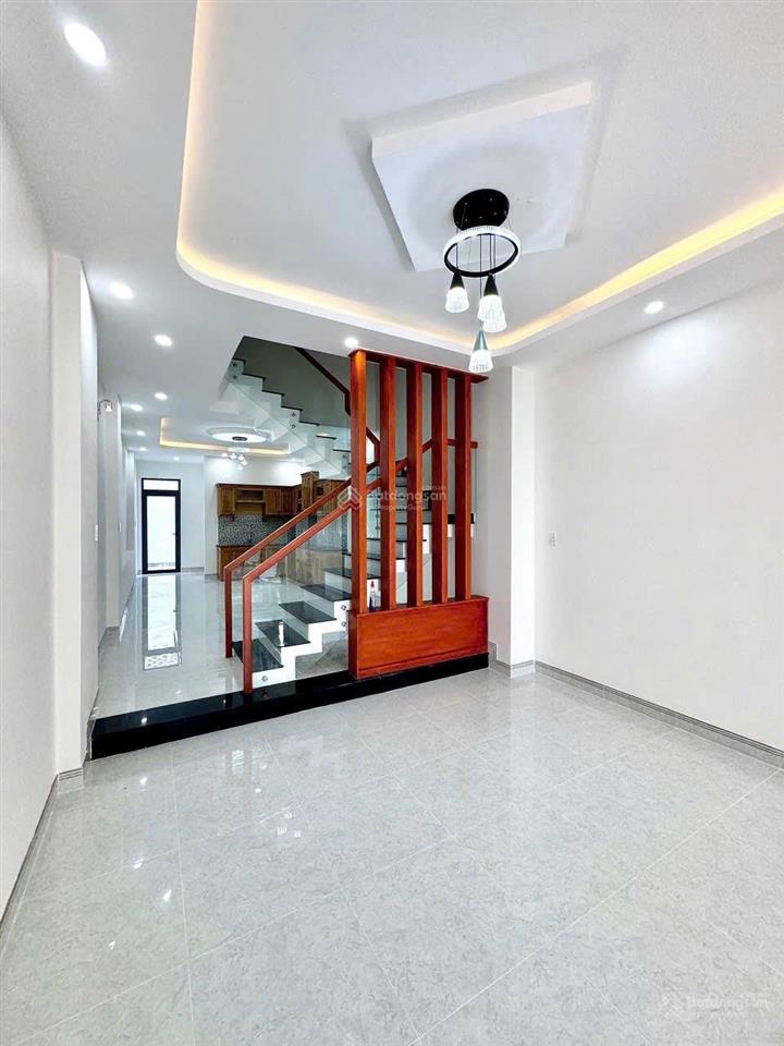 Bán căn nhà phố 1 trệt 2 lầu mới hoàn thiện khu d2d võ thị sáu  p. thống nhất giá 6 tỷ 950 triệu