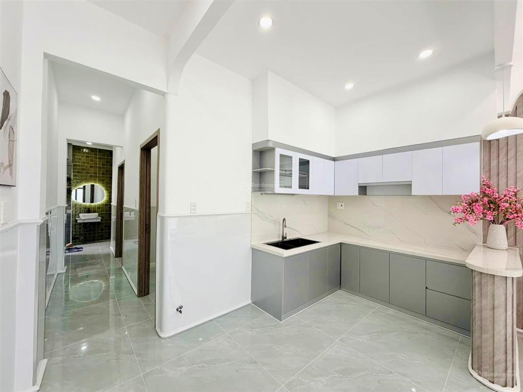 Bán căn nhà 2 mặt tiền ngay sát đường bờ kè mới  p. bửu long chỉ 2 tỷ hơn xíu