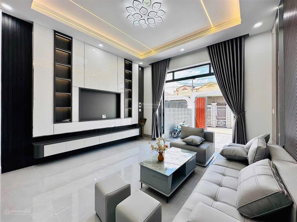 Bán căn nhà phố 1t1l gần ngay chợ phú thọ  p. trảng dài giá bán 4 tỷ 350 triệu