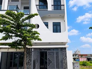 5 tỷ 179 triệu  bán nhà 1 trệt 2 lầu thiết kế hiện đại khu tái định cư p. bửu hòa