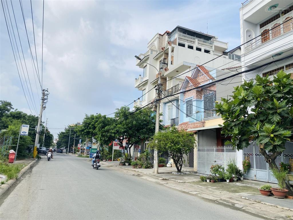 4 tỷ  bán lô tái định cư đường d2 kdc bửu long  p. trấn biên