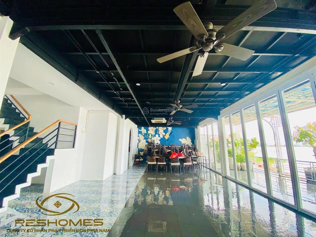 16 tỷ  bán nhà 1t1l ngang hơn 13 mét đường cách mạng tháng 8  p. trấn biên