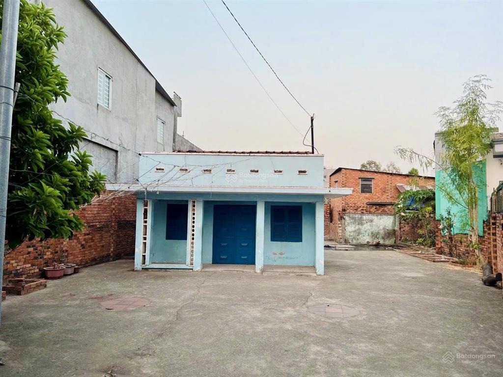 8 tỷ  lô biệt thự 300m2 full thổ cư ngay đường bùi hữu nghĩa  chợ đồn bửu hòa