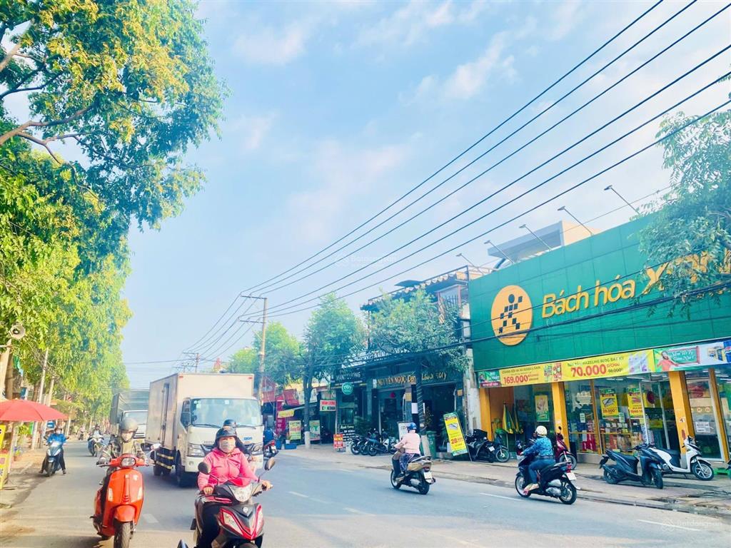 8 tỷ  lô biệt thự 300m2 full thổ cư ngay đường bùi hữu nghĩa  chợ đồn bửu hòa