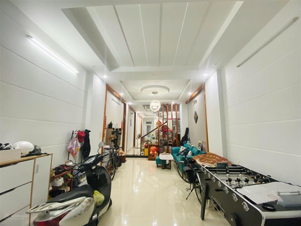 8,1 tỷ
bán căn nhà đẹp 1t3l khu d2d võ thị sáu  phường thống nhất  tp. đồng nai