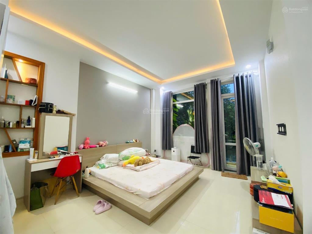 8,1 tỷ
bán căn nhà đẹp 1t3l khu d2d võ thị sáu  phường thống nhất  tp. đồng nai