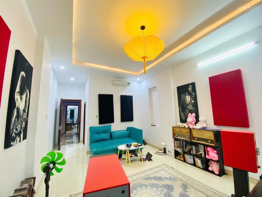 8,1 tỷ
bán căn nhà đẹp 1t3l khu d2d võ thị sáu  phường thống nhất  tp. đồng nai