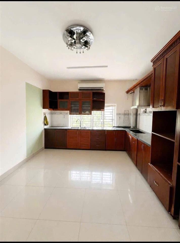 55 triệu/tháng  tòa nhà 5 lầu góc 2 mặt tiền khu d2d võ thị sáu  p. thống nhất