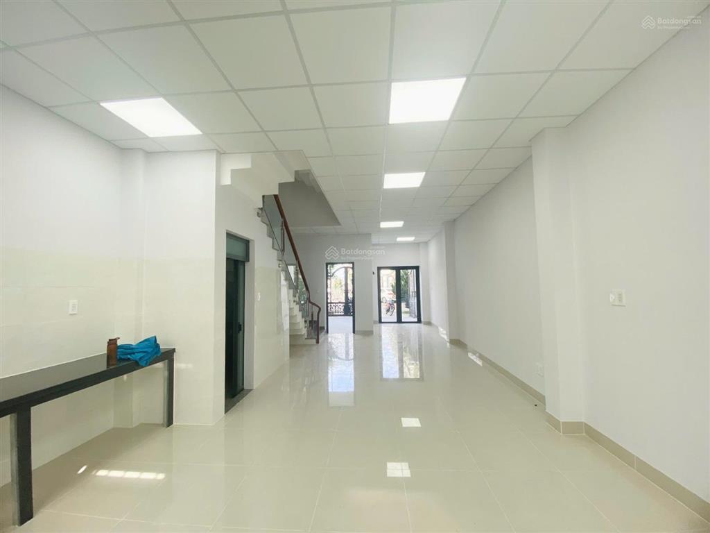 20 triệu/tháng  nhà đẹp 1 trệt 3 lầu kdc tín nghĩa  p. quang vinh