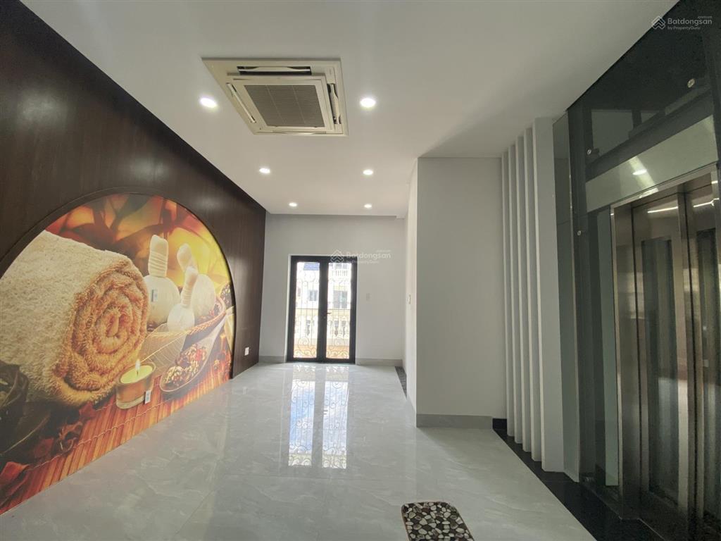 25 triệu/tháng  căn biệt thự 1 trệt 2 lầu có thang máy, sẵn máy lạnh  tp. biên hòa